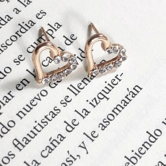 PAVE ROSE GOLD DAINTY HEART STUDS - Picture 1 of 1